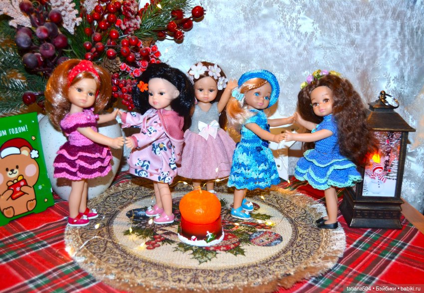 Новогодние альбомы с куколками…