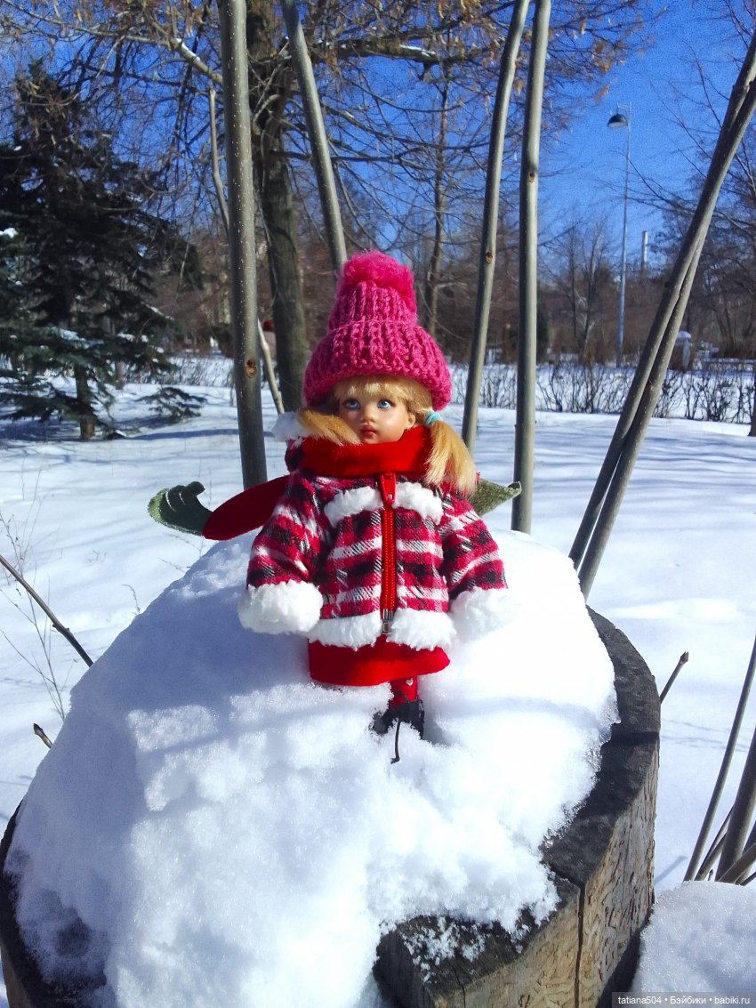 Как с нами февраль прощался, гуляли с Аришой и Машей