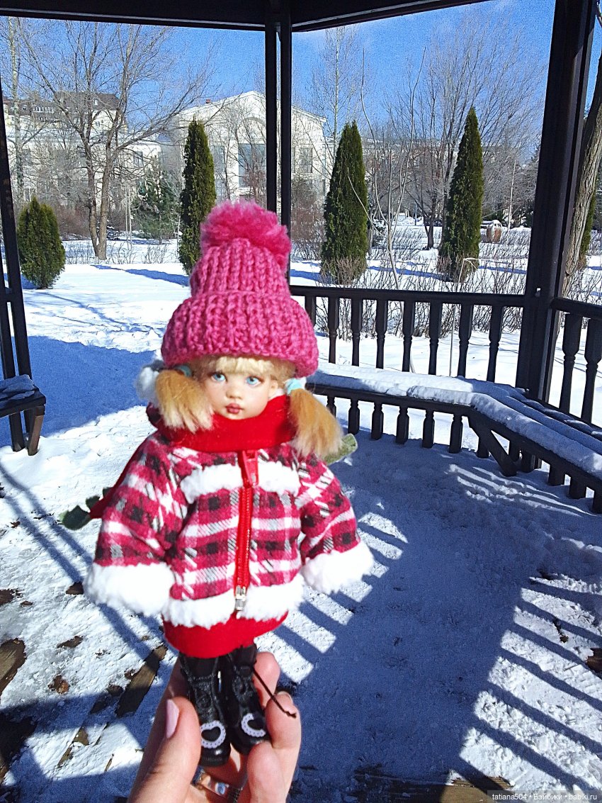 Как с нами февраль прощался, гуляли с Аришой и Машей