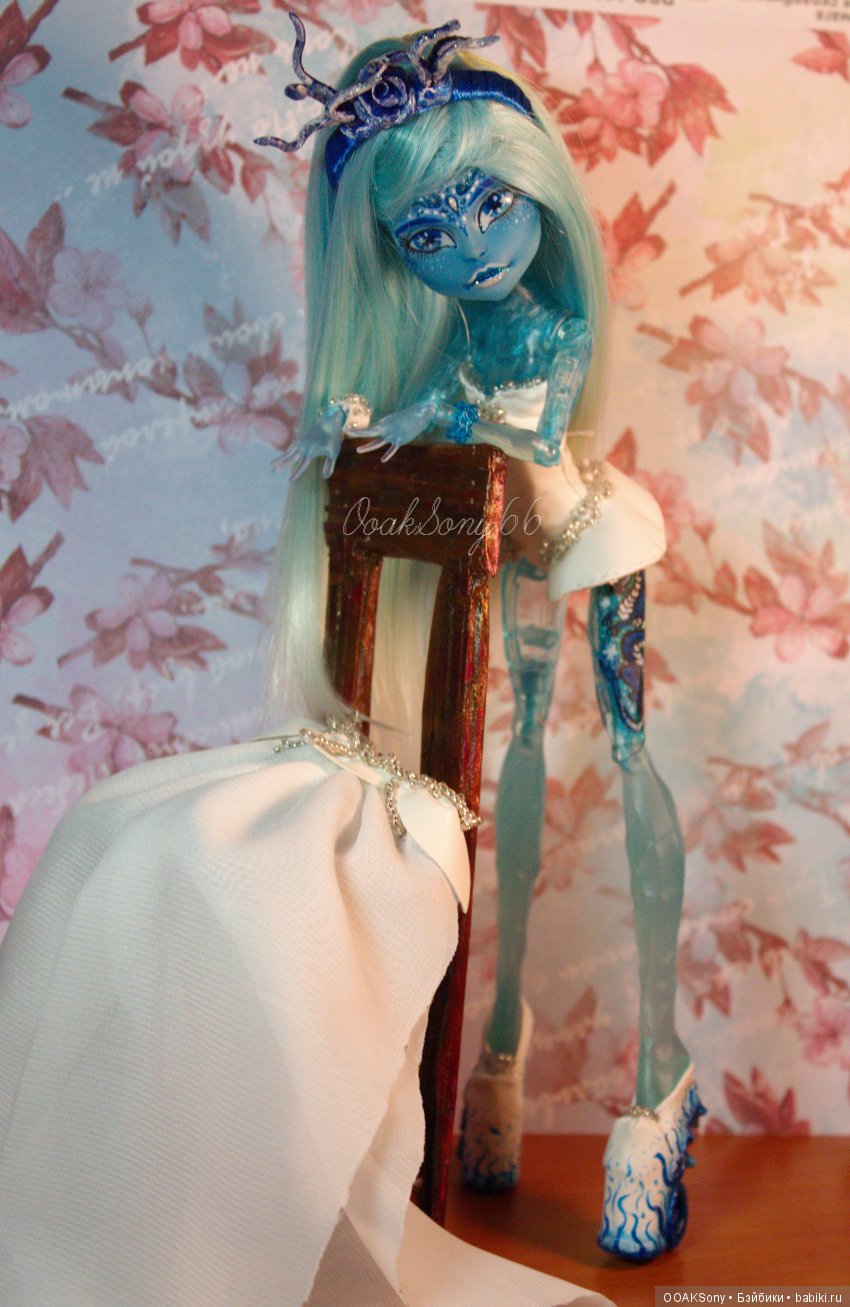 Снежная принцесса — Куклы Monster High и Ever After High: G1 (фото 5)
