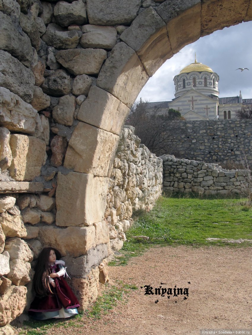 Посещение Херсонеса Таврического (Корсуни) или прогулка Матильды в V до н. э