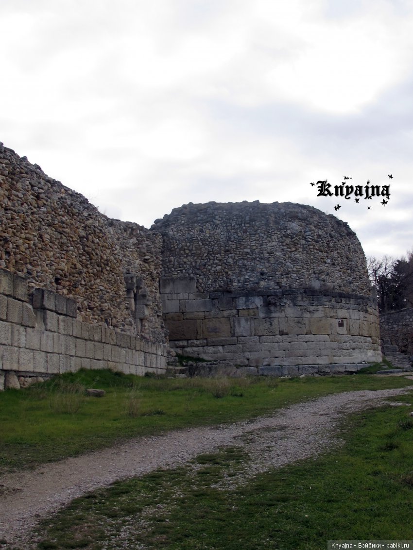 Посещение Херсонеса Таврического (Корсуни) или прогулка Матильды в V до н. э