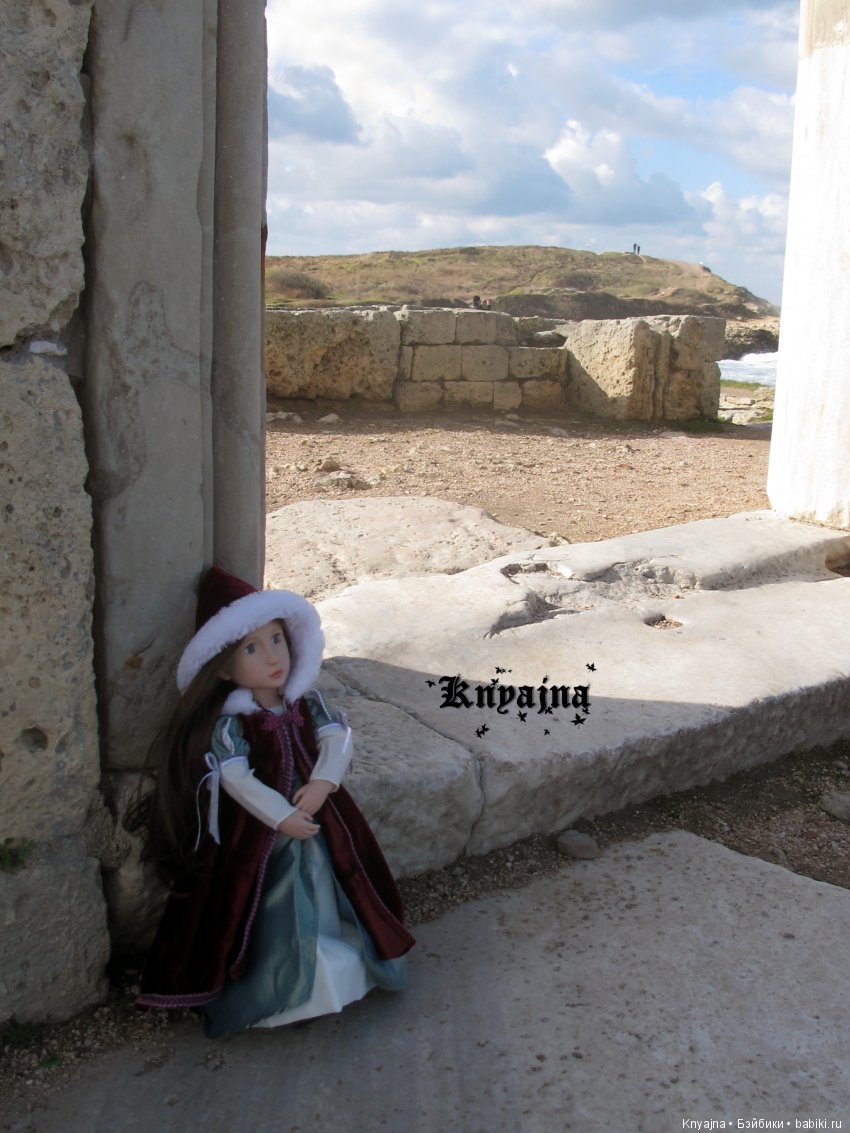 Посещение Херсонеса Таврического (Корсуни) или прогулка Матильды в V до н. э