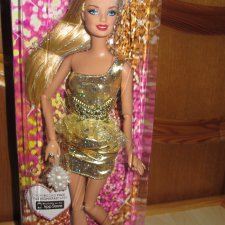 Скидка! Barbie Fashionistas Barbie Doll - Gold, шарнирная