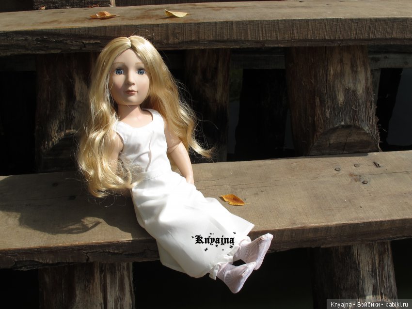 Нежная застенчивая школьница времен Нового Света. Амелия A Girl for All Time (фото 10)