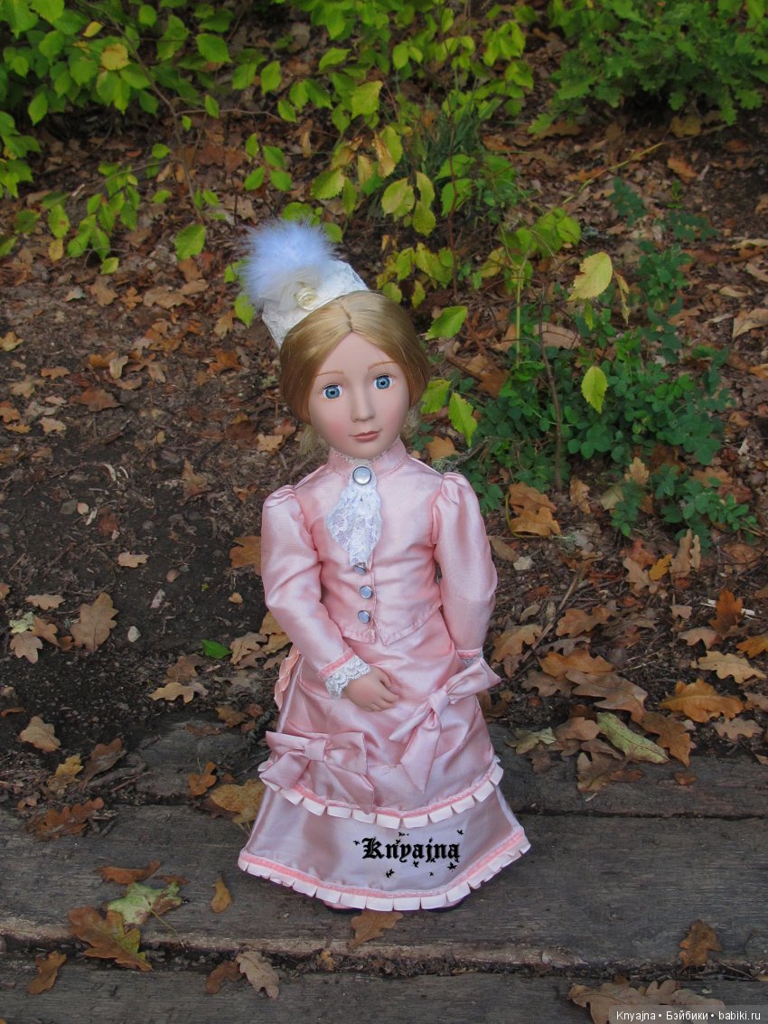 Нежная застенчивая школьница времен Нового Света. Амелия A Girl for All Time