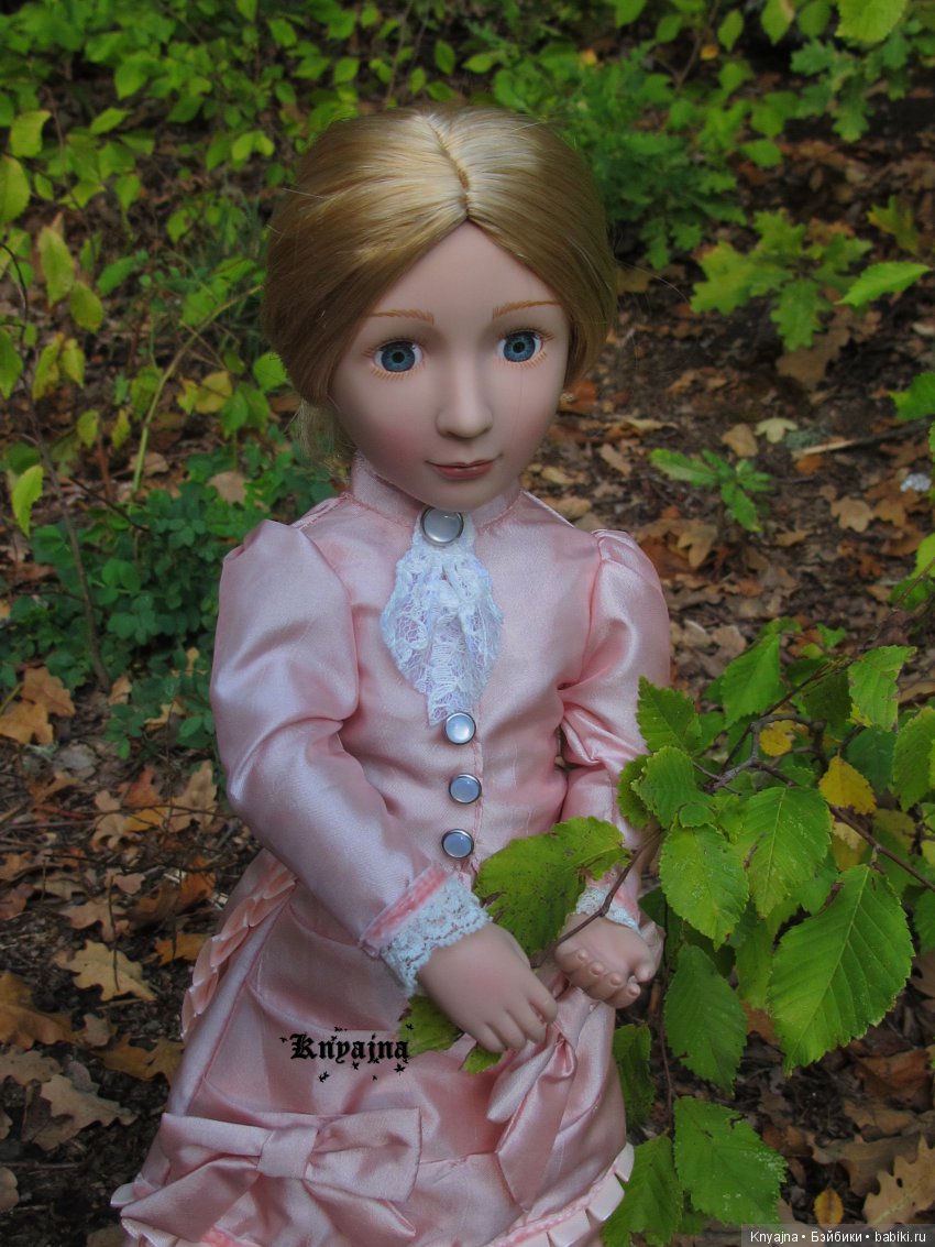 Нежная застенчивая школьница времен Нового Света. Амелия A Girl for All Time