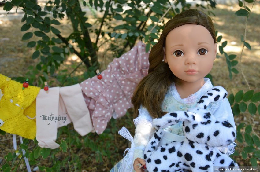 Очаровательная Софи в позднем теплом, сладком августе или девочка с корзиной белья | Бэйбики Очаровательная Софи в позднем теплом, сладком августе или девочка с корзиной белья (фото 4)