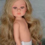 Пшеничная блондинка Ллоренс (Llorens) с карими глазками и вьющимися волосами