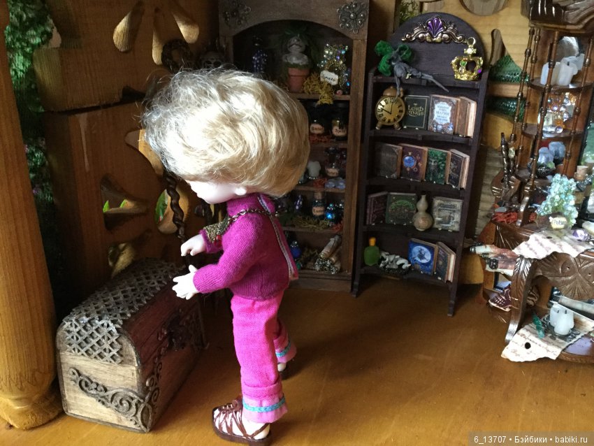 Джуди находит дом, спрятанный магией, и подвергается тёмным заклятиям | Бэйбики Джуди находит дом, спрятанный магией, и подвергается тёмным заклятиям