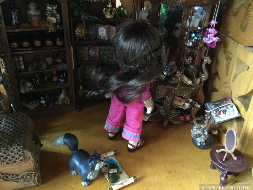 Джуди находит дом, спрятанный магией, и подвергается тёмным заклятиям | Бэйбики Джуди находит дом, спрятанный магией, и подвергается тёмным заклятиям