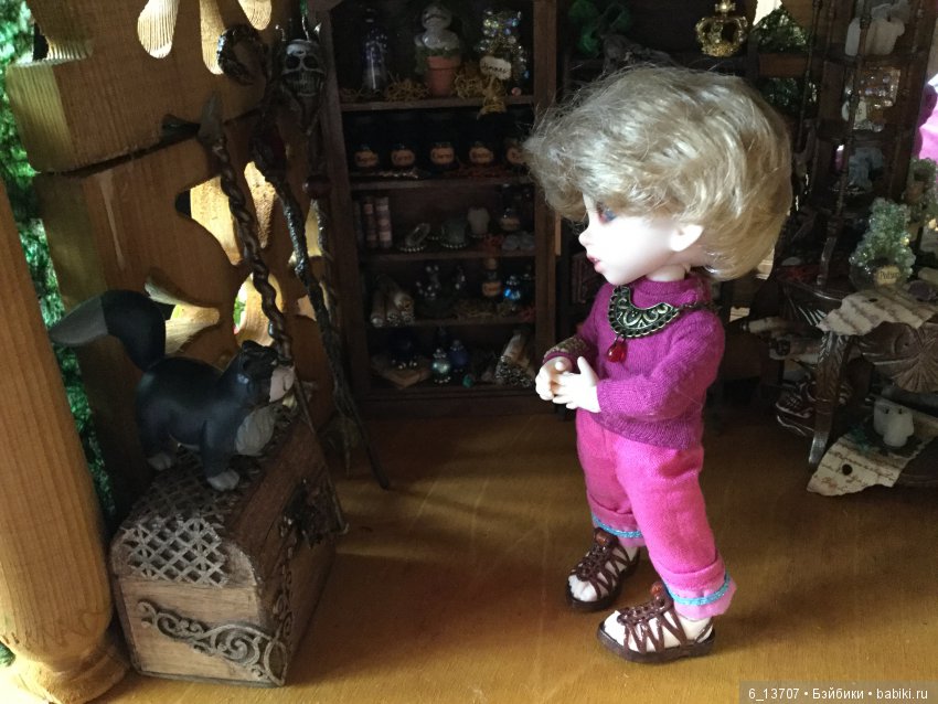 Джуди находит дом, спрятанный магией, и подвергается тёмным заклятиям | Бэйбики Джуди находит дом, спрятанный магией, и подвергается тёмным заклятиям