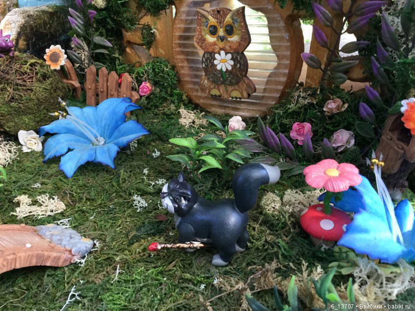 Джуди идёт в академию магии, но попадает в магический портал и оказывается у волшебного дома. Pukifee, Fairyland (фото 9)