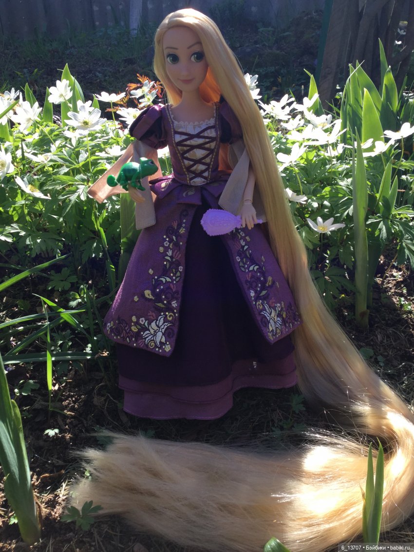 Только-только появились первые цветы, а реалпуки тут как тут. Realpuki, Fairyland (фото 3)