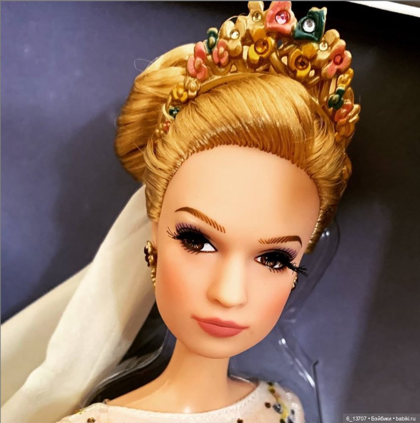 Лимитированные куклы «живого действия» Диснея, Disneystore