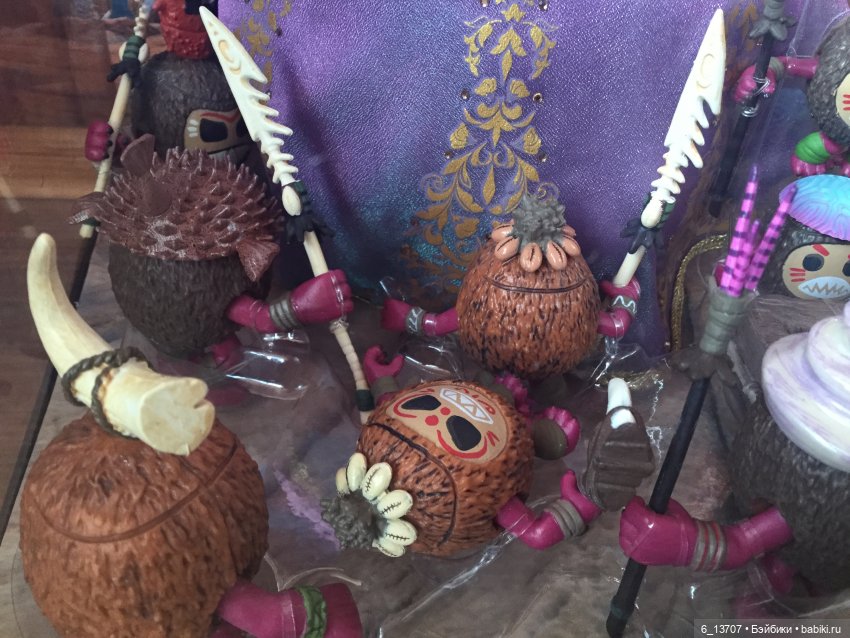 Мегара с какамора. Disney limited edition dolls (фото 9)