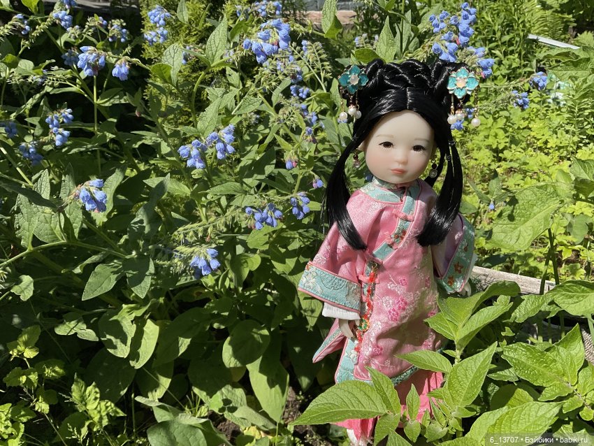 Rubi Red Siblies. Джи Джи и Тен Пин - принцессы