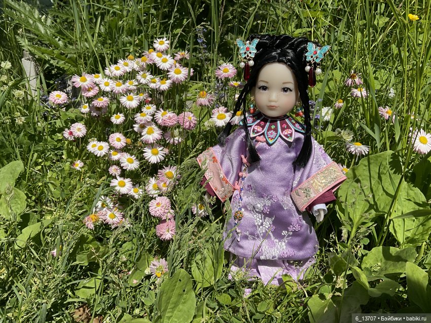 Rubi Red Siblies. Джи Джи и Тен Пин - принцессы