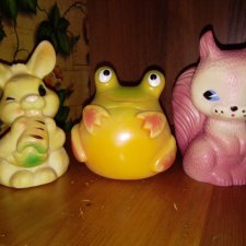 Игрушки СССР Резина. Заяц, лягушка, белка.