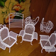 Маленькие металлические кресла, коляски для куклы, куколки, пупсика.