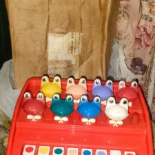 Игрушка СССР Электромузыкальная Пианино "Поющие лягушата" Пластмасса