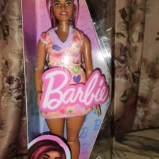 Кукла Барби пышка новая