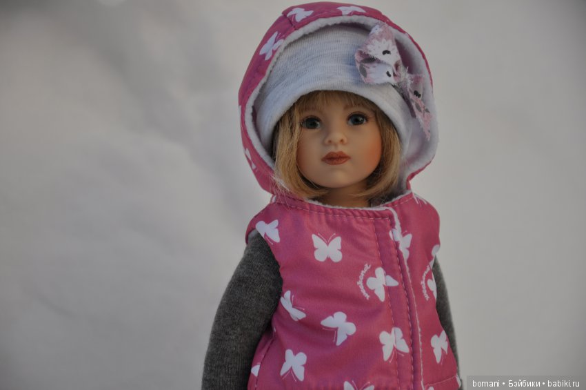 Лиллиан. В новых сапожках по белому снежку (фото 9)