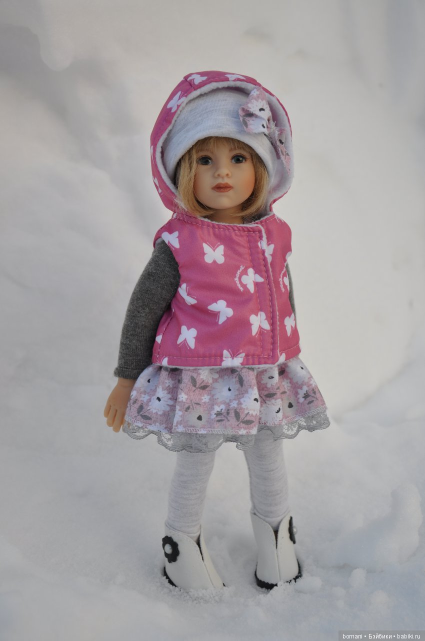 Лиллиан. В новых сапожках по белому снежку (фото 8)