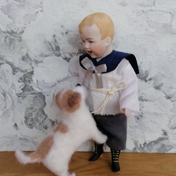 Герман наряжается