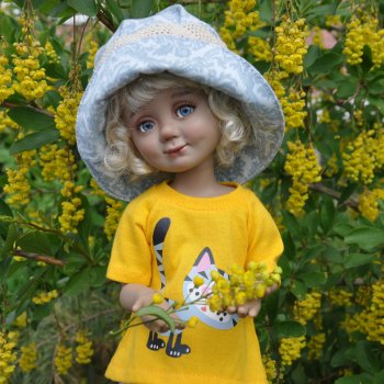 Вышла Танечка гулять