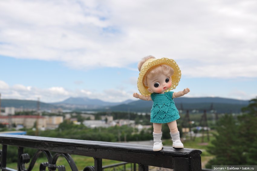 Бусинка и Лялечка в горном парке имени П. П. Бажова (фото 2)