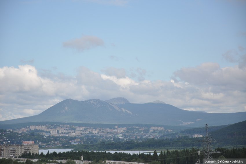 Бусинка и Лялечка в горном парке имени П. П. Бажова (фото 4)
