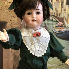 Как наряжалась Каролинка