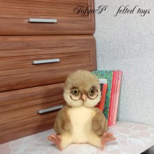 Тетушка Сова сухим валянием. Авторская игрушка Софьи Потапенко