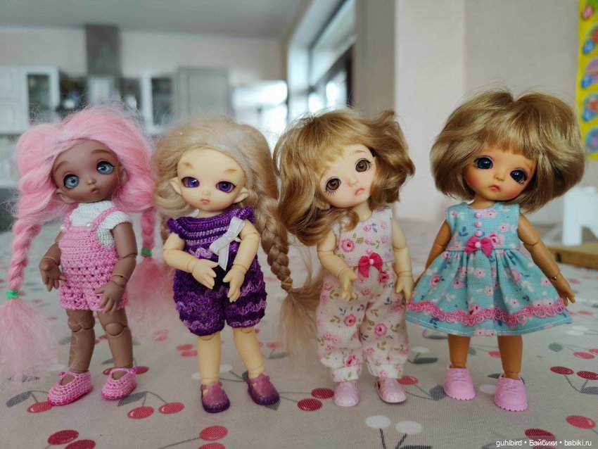 Привет вашей малышке от моих)