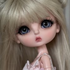 Нео Лукия клубничное молоко от Доллмор