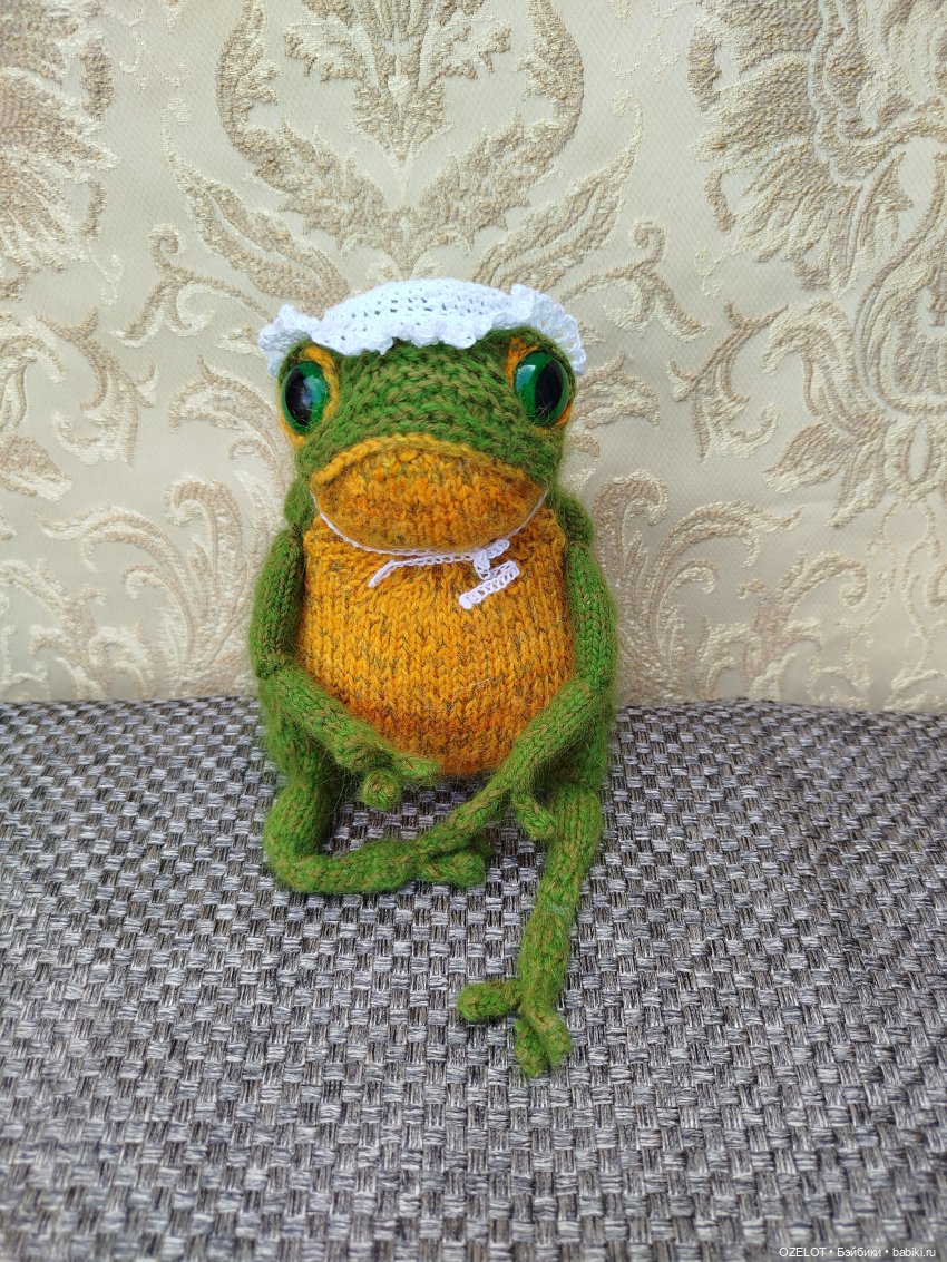 Жабка Пипа — Вязаные игрушки и амигуруми: крючком