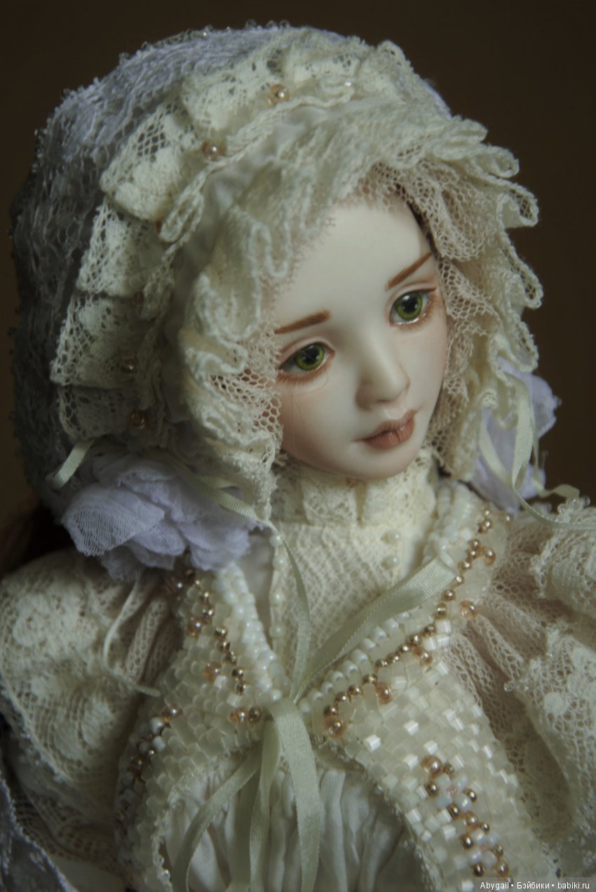 Фарфоровая шарнирная кукла Елены Ионовой
