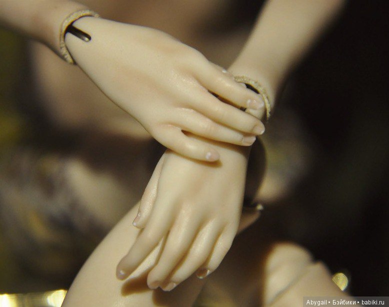 Фарфоровая шарнирная кукла Татьяны Трифоновой (фото 9)