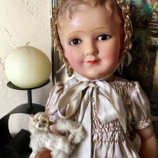 Миниатюрная антикварная собачка