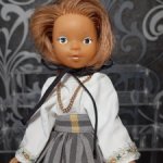 Много винтажных куколок