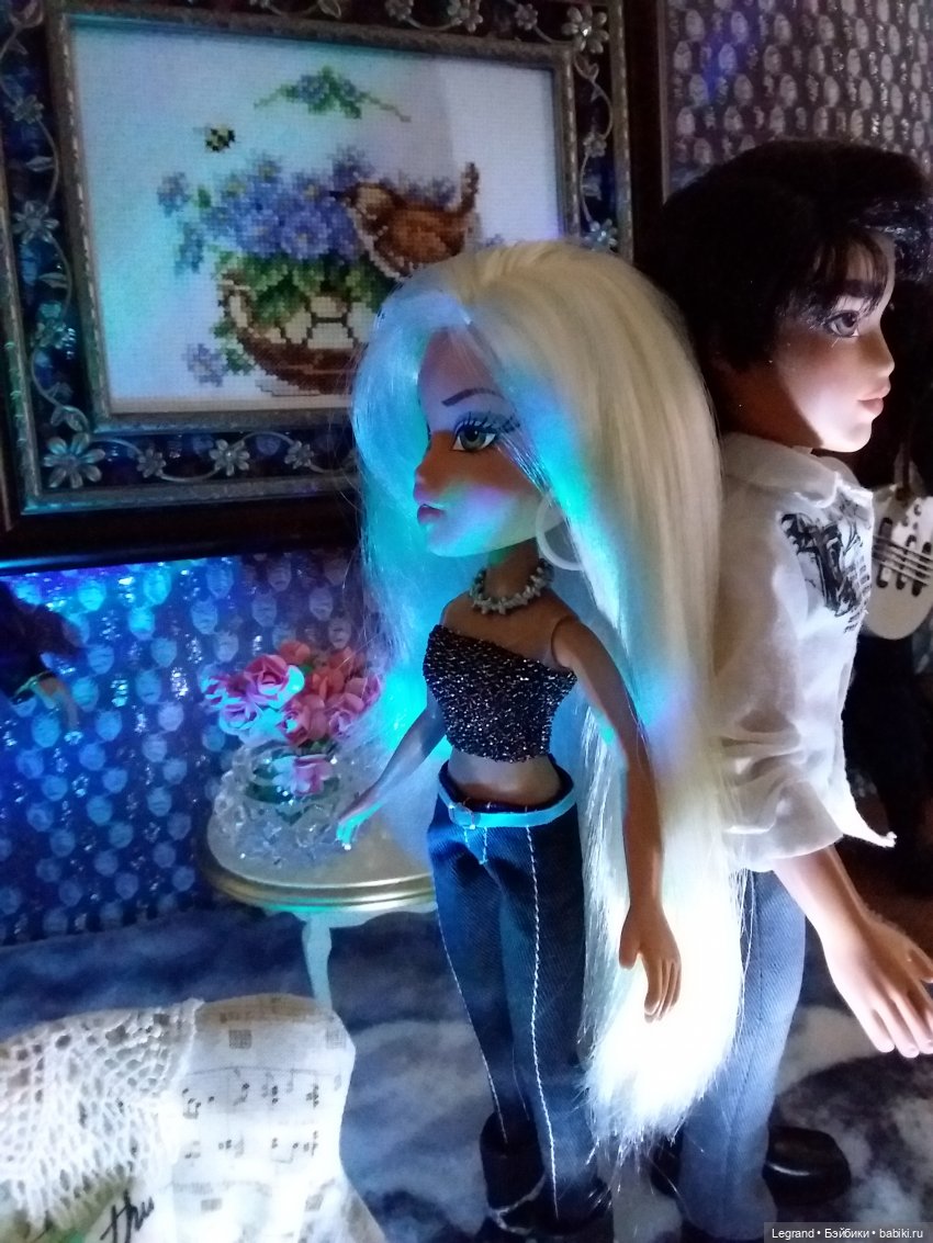 Клип на хит Эмре Айдына Bir Pazar Kahvaltisi - "Воскресный завтрак"