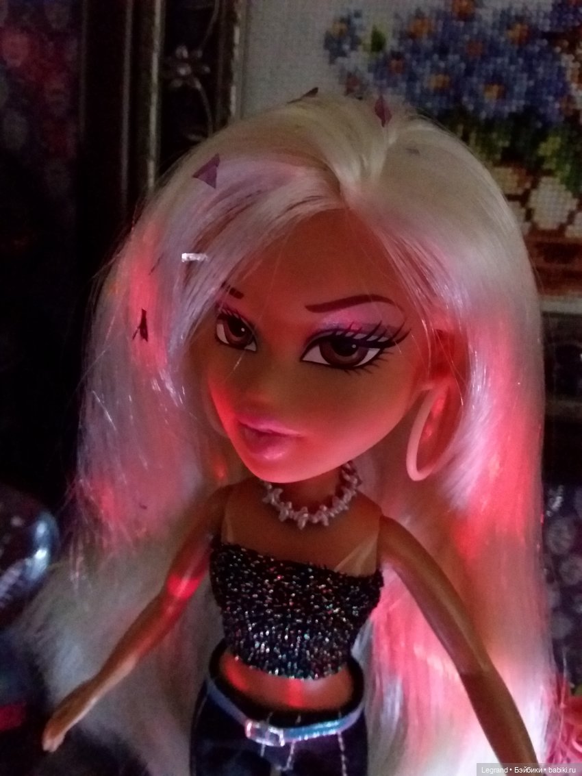 Клип на хит Эмре Айдына Bir Pazar Kahvaltisi - "Воскресный завтрак"