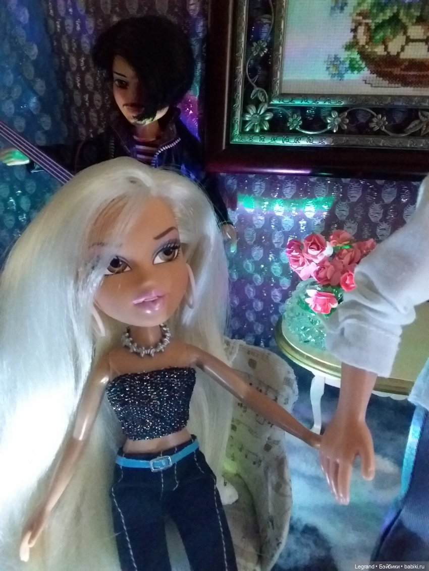 Клип на хит Эмре Айдына Bir Pazar Kahvaltisi - "Воскресный завтрак"