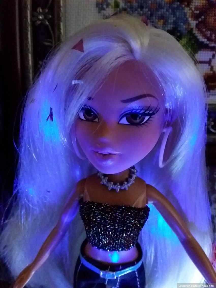 Клип на хит Эмре Айдына Bir Pazar Kahvaltisi - "Воскресный завтрак"