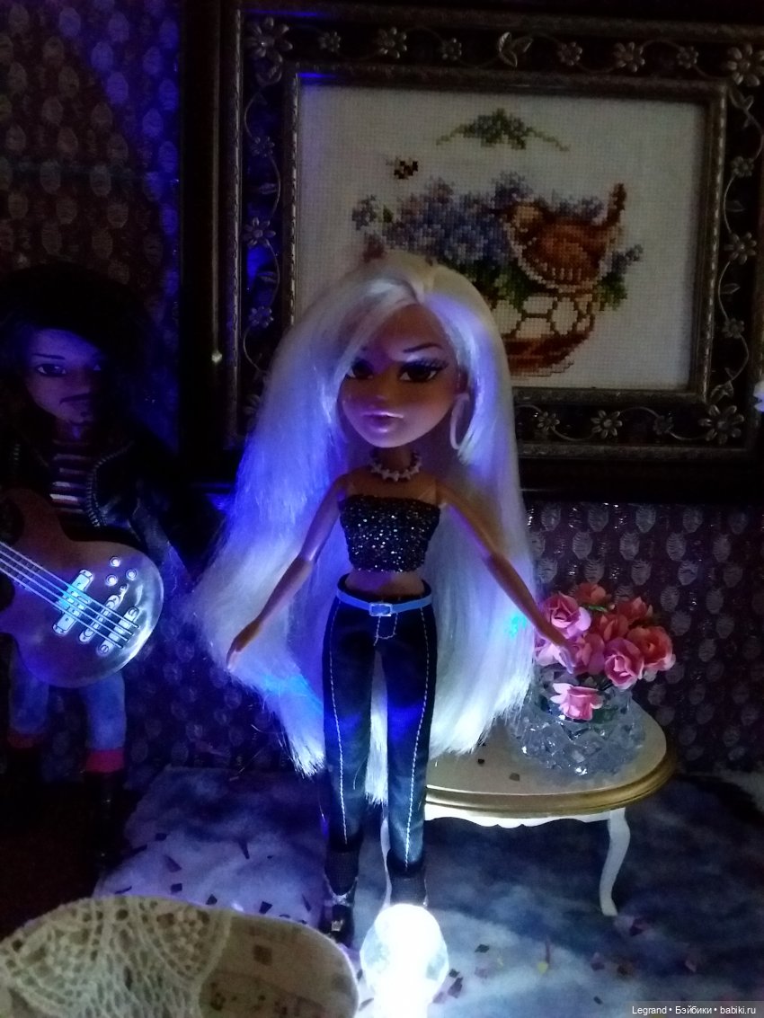 Клип на хит Эмре Айдына Bir Pazar Kahvaltisi - "Воскресный завтрак"