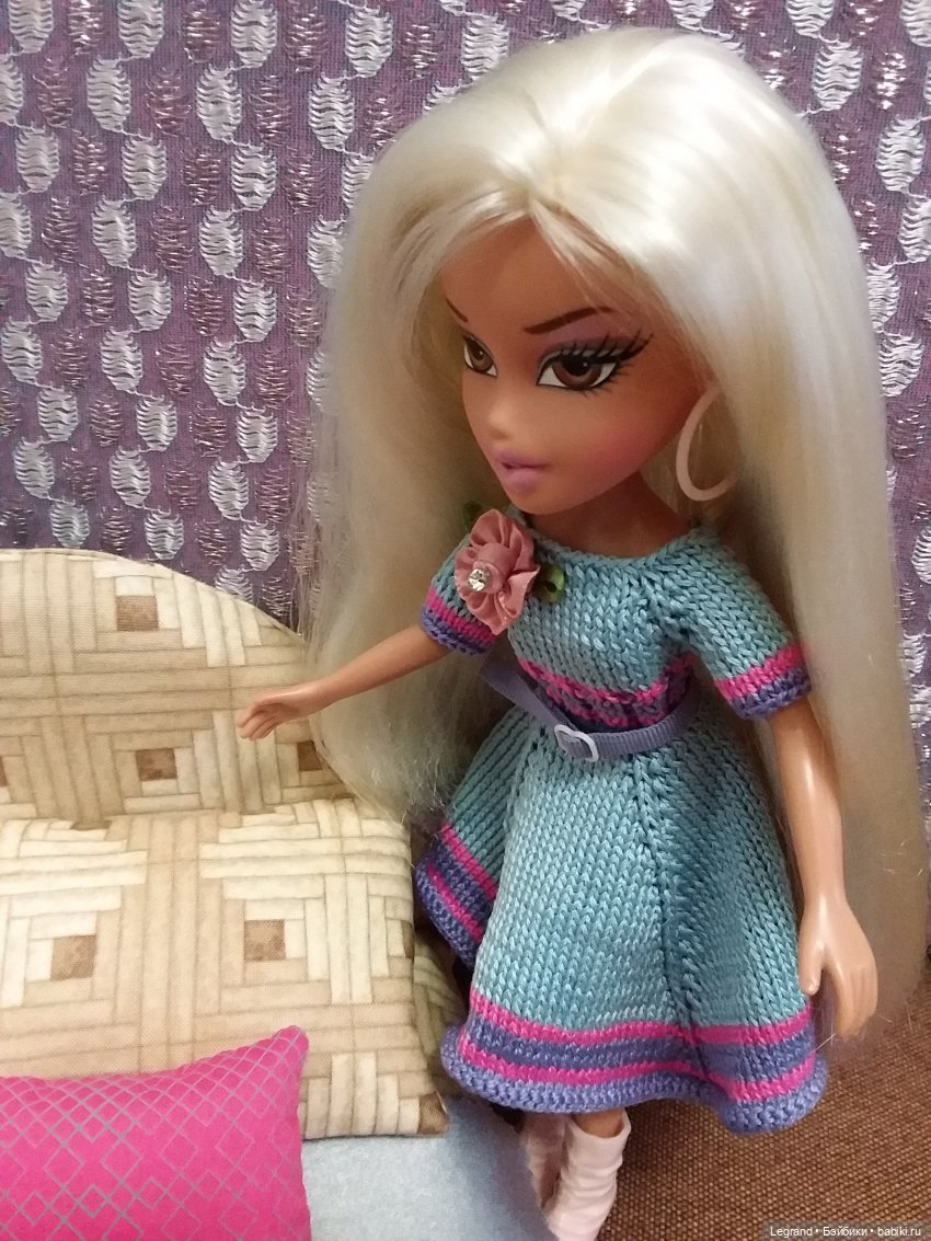 Клип на хит Эмре Айдына Bir Pazar Kahvaltisi - "Воскресный завтрак"