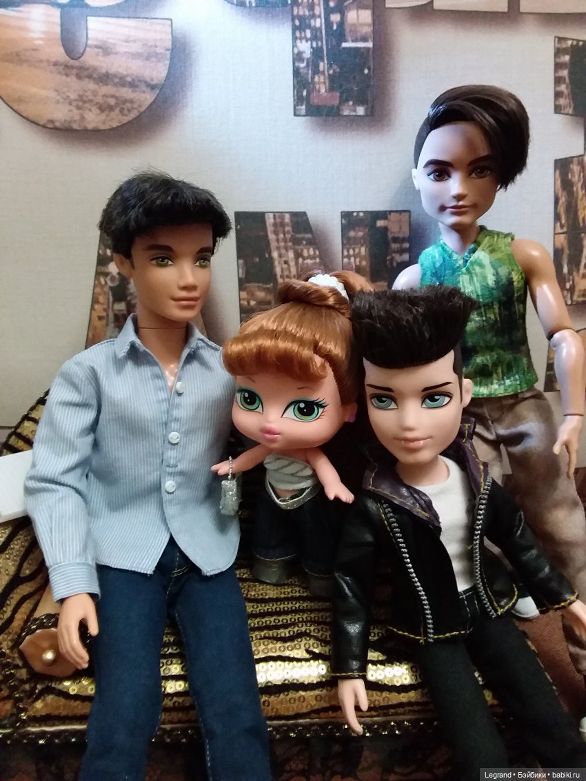 Они сами пишут свои истории: наш золотой диван | Бэйбики Они сами пишут свои истории: наш золотой диван