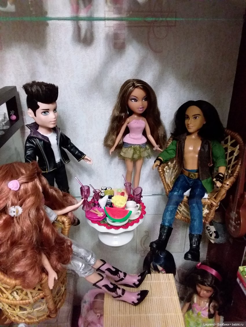 Они сами пишут свои истории: о наших традициях. Интервью с Лестатом | Бэйбики Они сами пишут свои истории: о наших традициях. Интервью с Лестатом (фото 5)