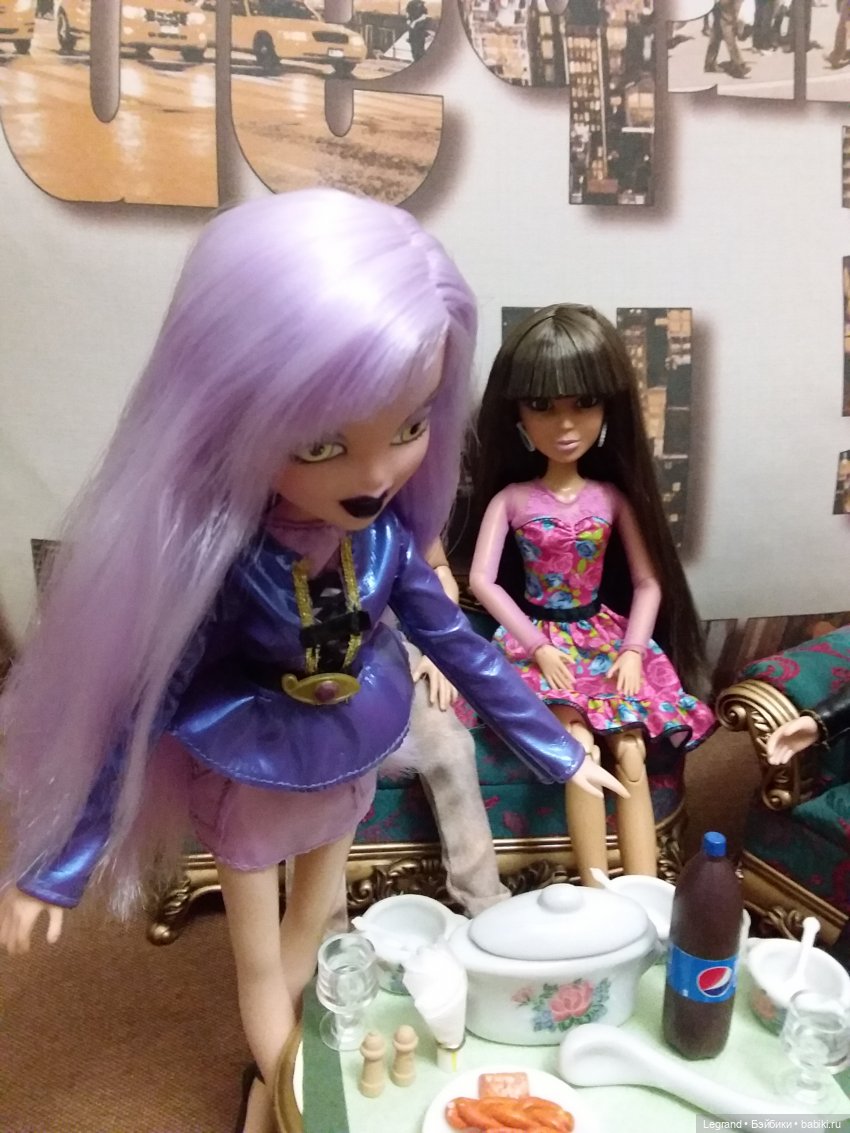 Они сами пишут свои истории: Готье, Дезире, Лестат. Обед и разговоры о политике (фото 8)